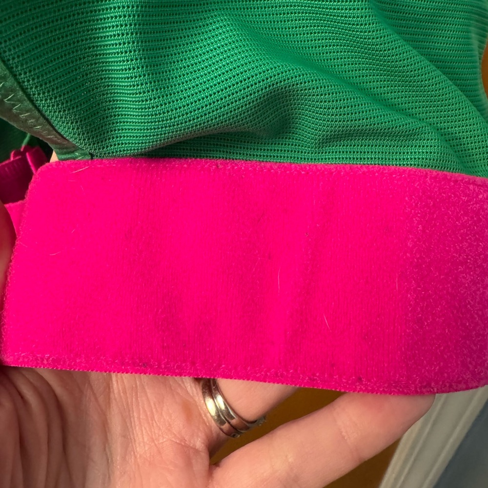 SHEFIT ultimate sports bra - Picture 4 of 10